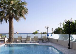 günstige Angebote für Kriti Beach Hotel