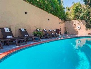 Urlaub im Best Western Hollywood Plaza Inn - hier günstig online buchen