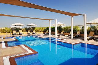 Urlaub im Mövenpick Hotel Apartments Al Mamzar Dubai  - hier günstig online buchen