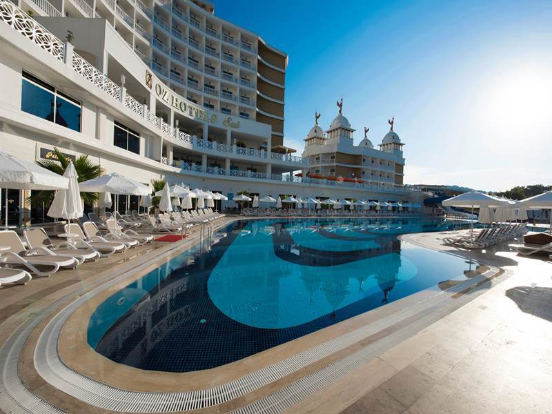 Urlaub im OZ Hotels Sui 2024/2025 - hier günstig online buchen