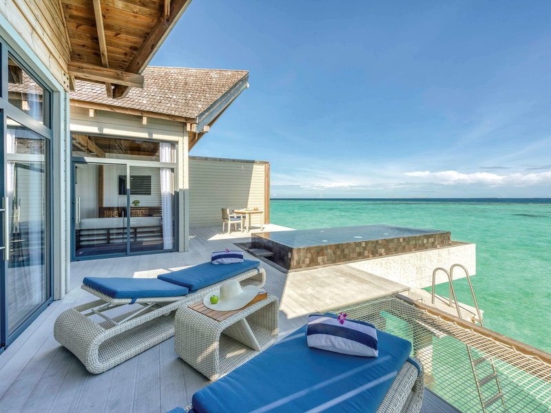 Urlaub im Mövenpick Resort Kuredhivaru Maldives - hier günstig online buchen