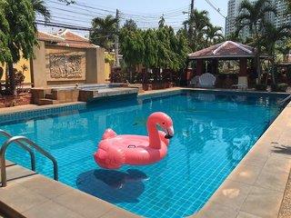 günstige Angebote für Riviera Resort Pattaya