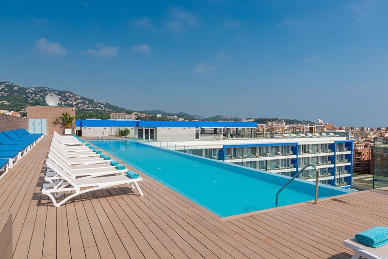 Urlaub im L Azure Hotel - hier günstig online buchen