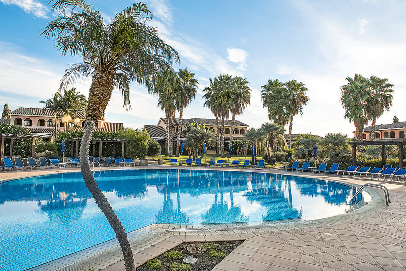 Urlaub im Lantana Resort Hotel & Appartements - hier günstig online buchen