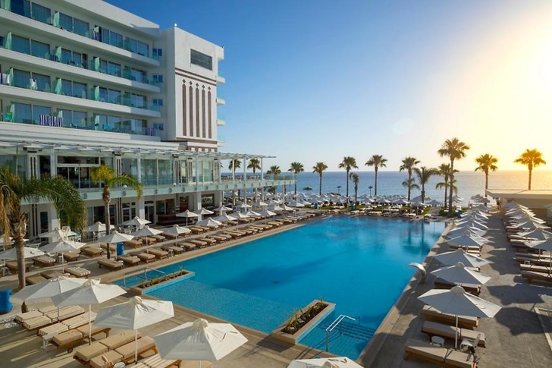 Urlaub im Constantinos The Great Beach Hotel - hier günstig online buchen