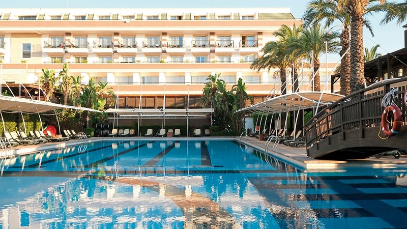 Urlaub im Crystal De Luxe Resort & Spa - hier günstig online buchen