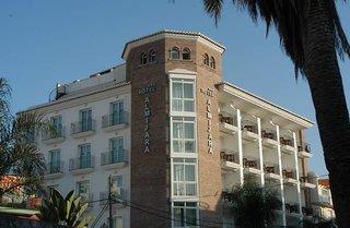 günstige Angebote für OYO Hotel Almijara